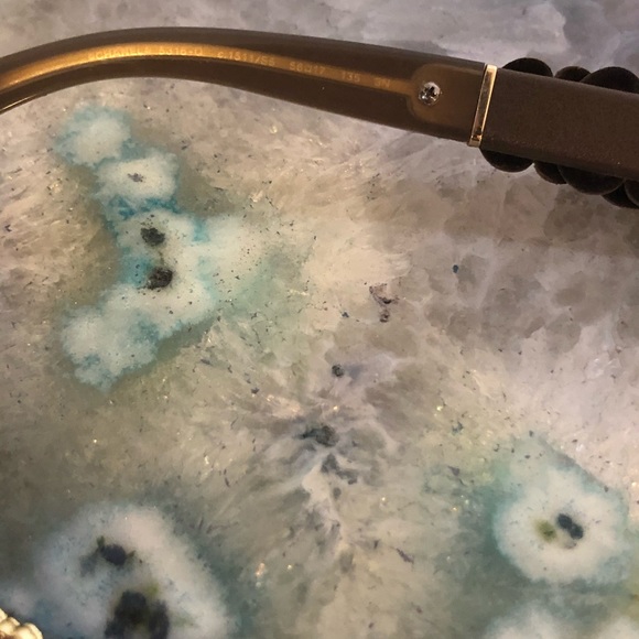 ✨⚜️Gorgeous Chanel Flower Sunglasses ⚜️✨ - Picture 4 of 10